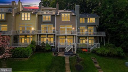11103 LAKE CHAPEL LANE