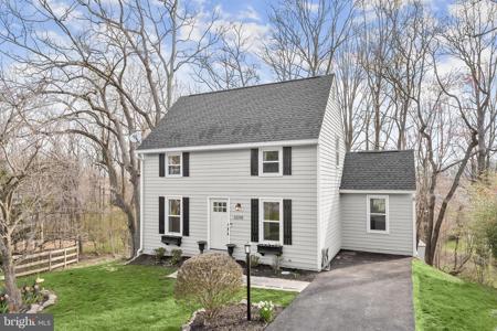 6598 TWIN LAKE COURT