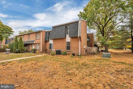 2126 HARBOUR DRIVE