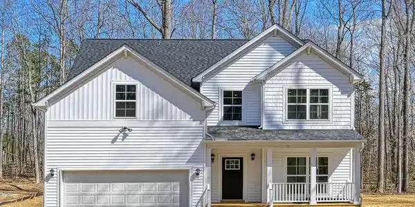 634 HEMLOCK LOOP