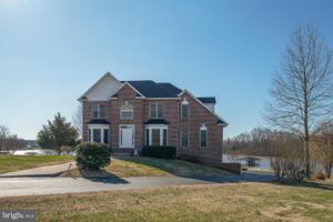 6705 LAKE POINTE DRIVE