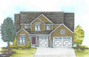 10904 OAKCREST CIRCLE