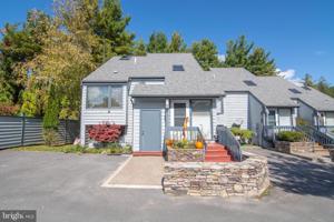 23 ARROWHEAD LANE