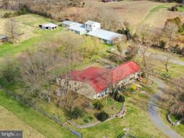 4302 STONEWALL JACKSON HIGHWAY