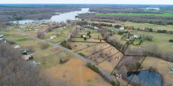 LOT 21 SECLUSION SHORES
