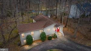216 CUMBERLAND CIRCLE