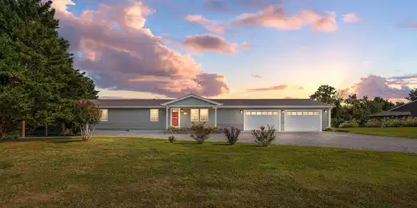 130 N BLUEWATER BOULEVARD