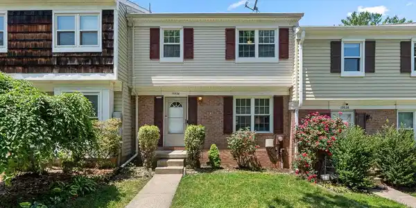 19926 WYMAN WAY