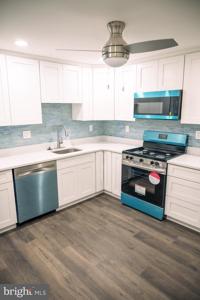 462 LOCUST AVENUE