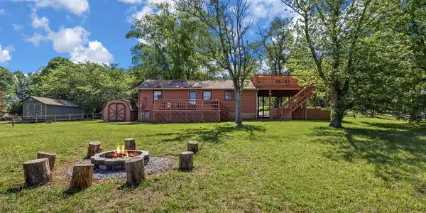 6216 BRYN LANE
