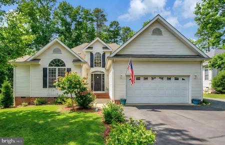 204 WAKEFIELD DRIVE