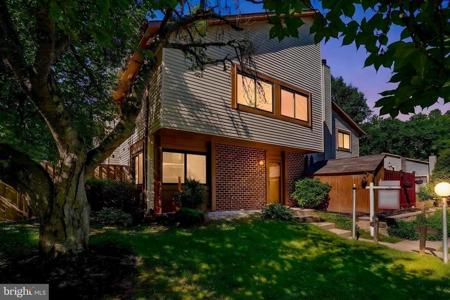 5693 SUMMER OAK WAY