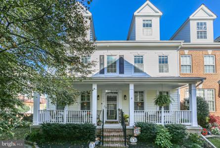 13818 CUSTIS SQUARE