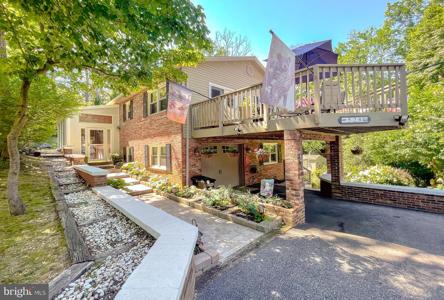 528 CHISHOLM TRAIL