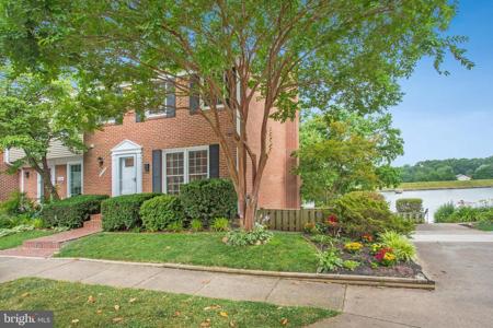 5522 BEACONSFIELD COURT