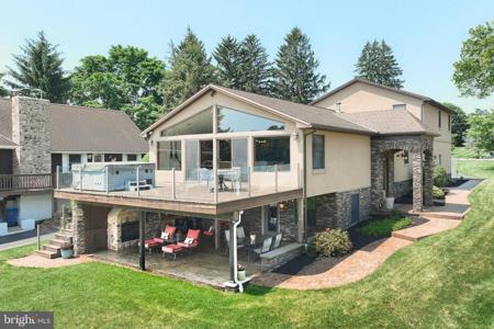 430 LAKE MEADE DRIVE