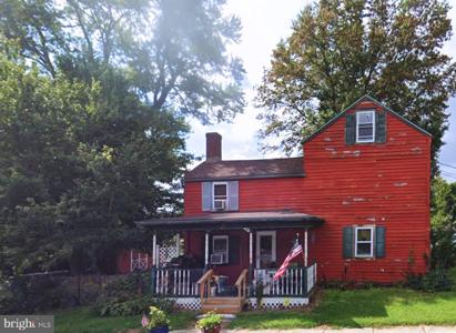 218 FRONT STREET