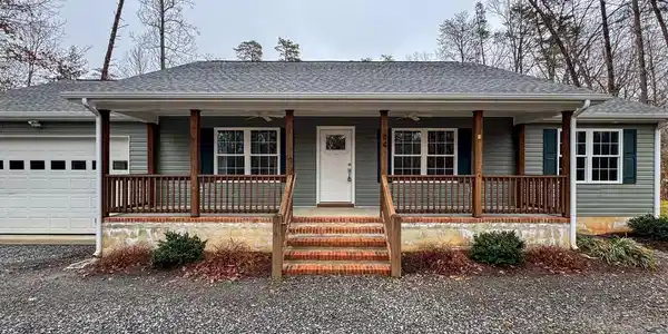 64 HEMLOCK LANE