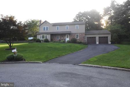 1215 BRINTON CIRCLE