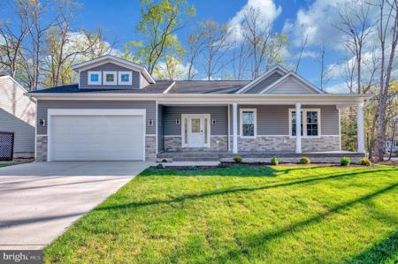 400 CONSTITUTION BOULEVARD