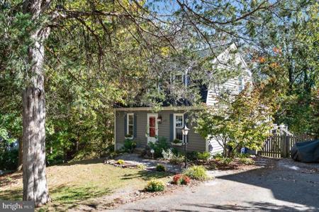 10403 HEDGEAPPLE COURT