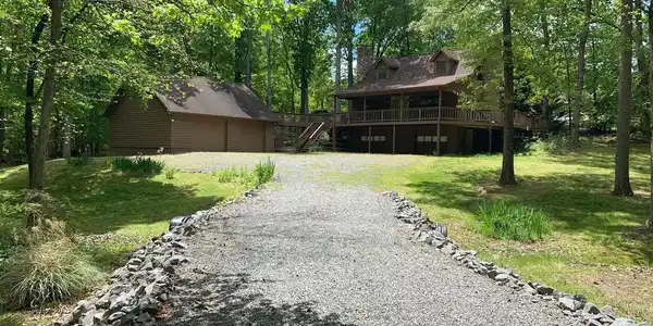 116 LAKEWOOD DRIVE