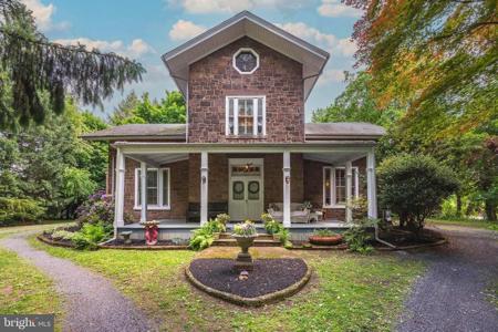 705 WOODLANE ROAD