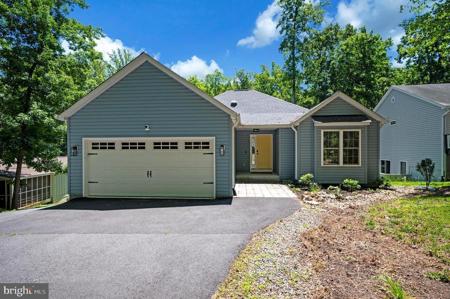 708 EASTOVER PKWY