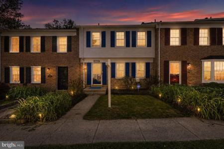 5537 KENDRICK LANE