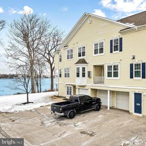 5407 RIVERFRONT DRIVE