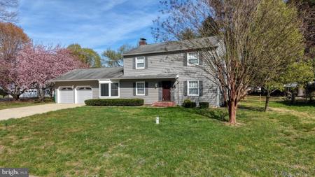 45 FAIRFIELD DRIVE