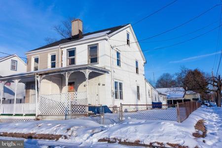 520 BROAD STREET