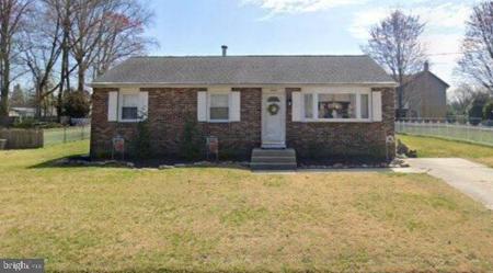 16 GLEN DRIVE