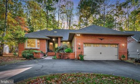 221 WASHINGTON STREET