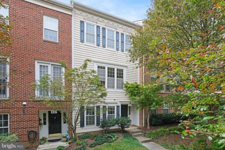 449 LEANING OAK STREET