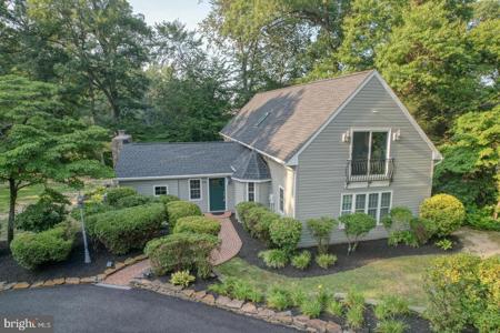 119 SHORE DRIVE