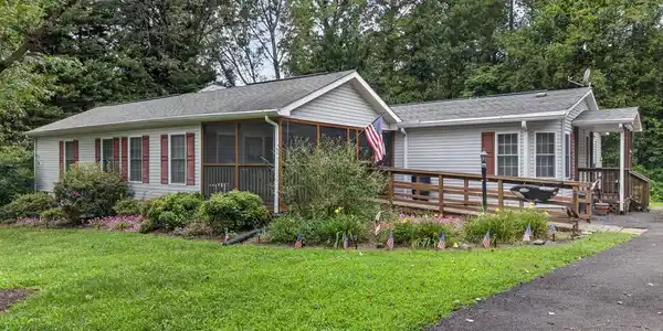 11400 PINEY FOREST