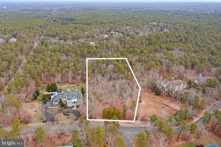 4 ELDERBERRY DRIVE
