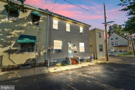 30 RAILROAD AVENUE