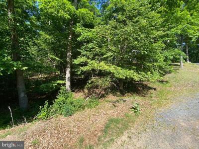 1114 LAKEVIEW DRIVE