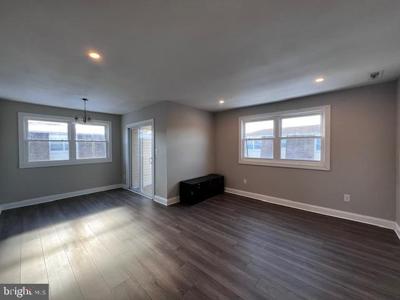 35 FLORENCE TOLLGATE