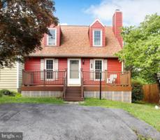 10807 LAKE SQUARE COURT