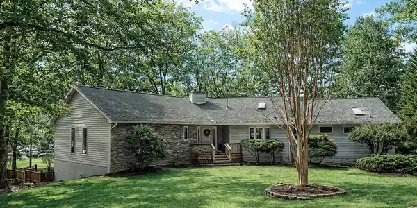 3300 VIOLA WAY