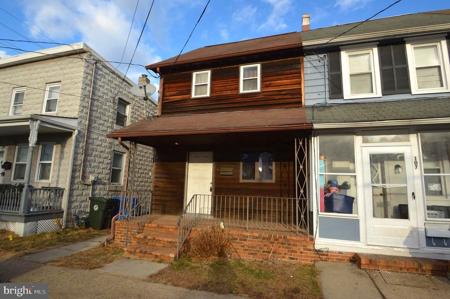105 THOMPSON STREET