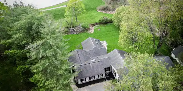 44 SULLIVAN ROAD