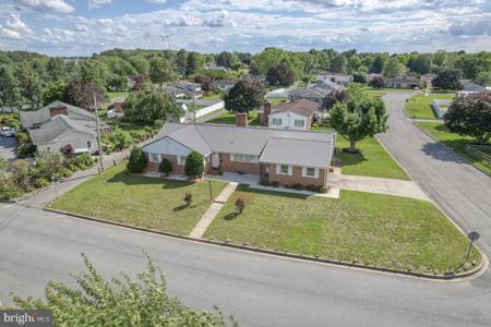 333 SCHOOL LANE