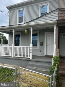 1000 FRONT STREET