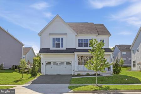 18003 LAKE FRONT CIRCLE