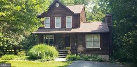 6706 MEADOWLAWN CIRCLE