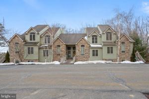 46 MOUNTAINWOODS DRIVE